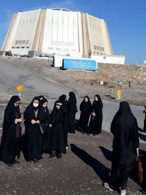 بازدید دانشجومعلمان از موزه دفاع مقدس تبریز