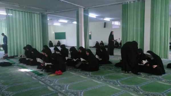 برگزاری مجلس بزرگداشت مادر گرانقدر خانم فاطمه نصیری در نماز خانه پردیس فاطمه الزهرا (س)