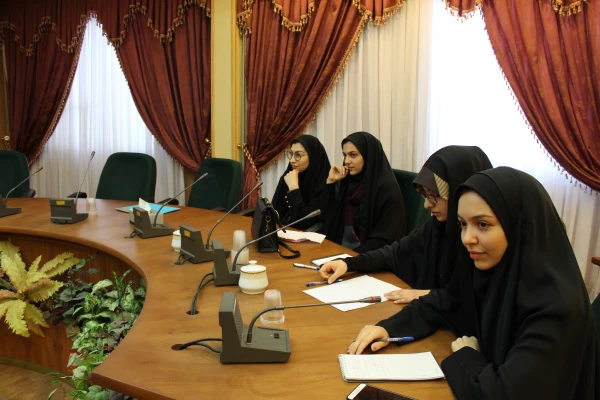 در حاشیه اولین جلسه شورای راهبری فرهنگی و اجتماعی مناطق پنجگانه دانشگاه فرهنگیان روی داد: