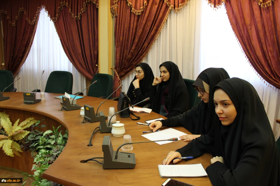 در حاشیه اولین جلسه شورای راهبری فرهنگی و اجتماعی مناطق پنجگانه دانشگاه فرهنگیان روی داد: