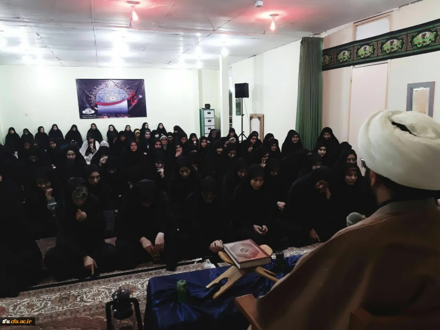 به مناسبت ایام فاطمیه برگزار شد:

سخنرانی با عنوان ویژه برنامه شهادت حضرت فاطمه (س) 5