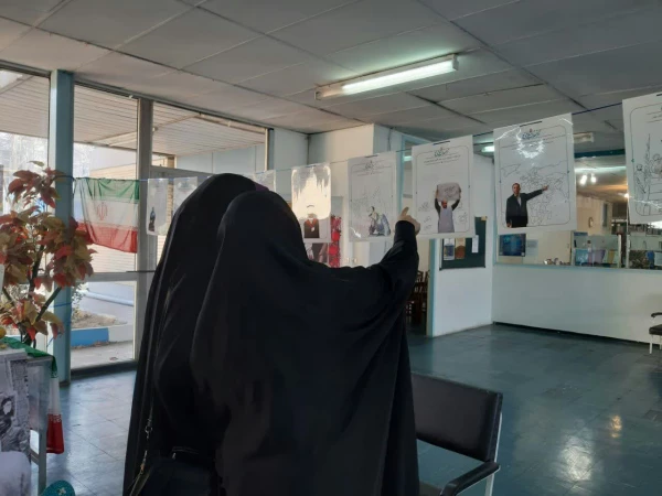 هیئت فاطمیون پردیس فاطمه  الزهرا(س) به مناسبت چهلمین سال انقلاب اسلامی برگزار می کند:

نمایشگاه عکس نوشته با عنوان "اگر انقلاب اسلامی نبود" 4