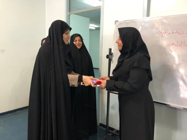 تجلیل از بانوان همکار به مناسبت ولادت حضرت فاطمه (س) و روز زن 9