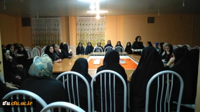 به همت واحد پژوهش برگزار شد:

کافه کتاب