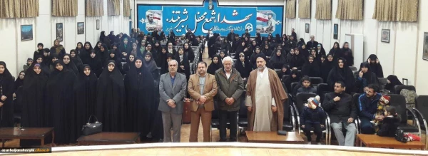 با حضور هیئت رئیسه دانشگاه فرهنگیان آذربایجان شرقی در جمع دانشجو معلمان صورت گرفت:

بدرقه کاروانیان راهی نور 2