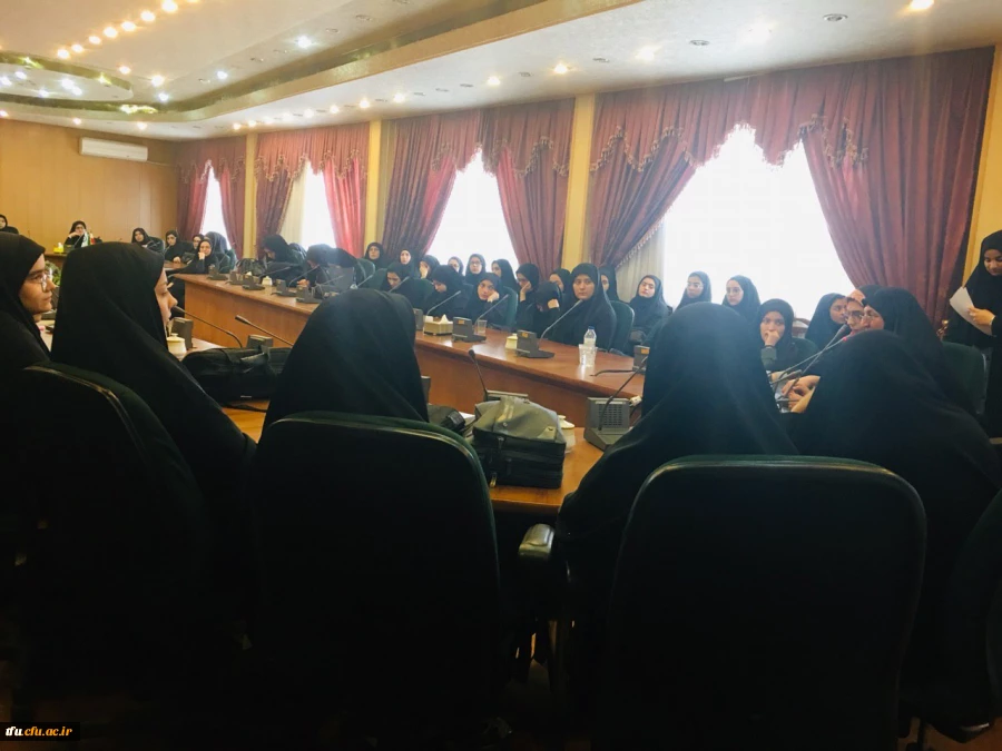 به همت واحد پژوهش برگزار شد:

 "کارگاه مدیریت زمان"  2