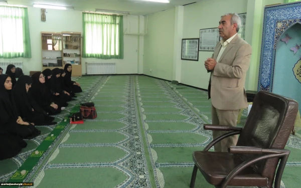 حضور معاون وزیر و رئیس سازمان پژوهش وزارت آموزش و پرورش در پردیس فاطمه  الزهرا(س) 5