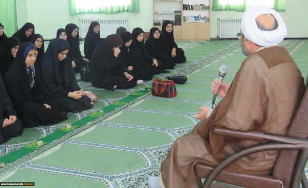 حضور معاون وزیر و رئیس سازمان پژوهش وزارت آموزش و پرورش در پردیس فاطمه  الزهرا(س) 6