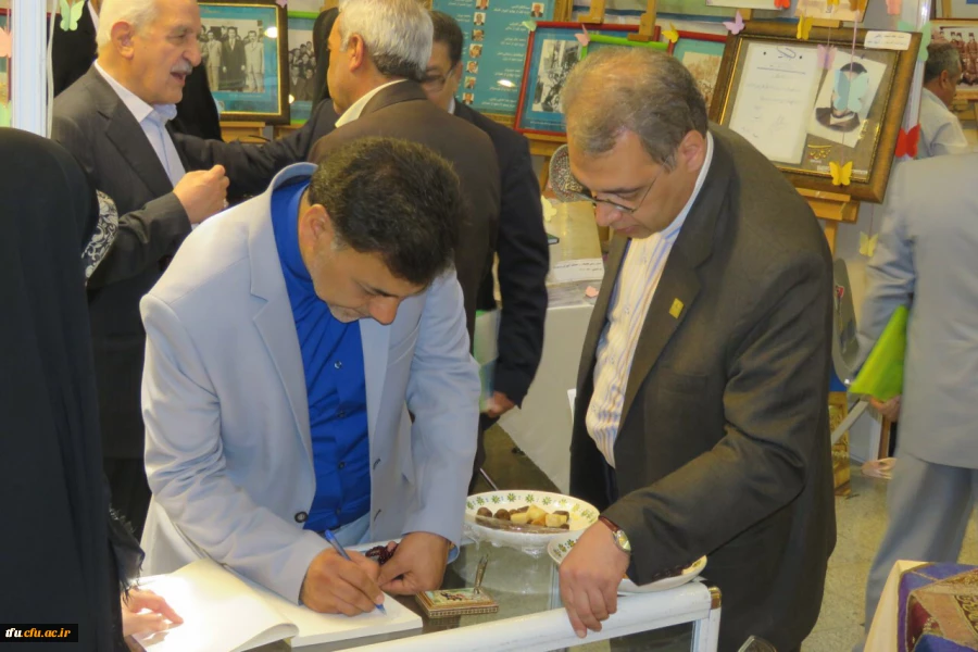 در مراسم نکوداشت یکصدمین سال تاسیس تربیت معلم به وقوع پیوست:

استقبال از غرفه دانشگاه فرهنگیان آذربایجان شرقی 7