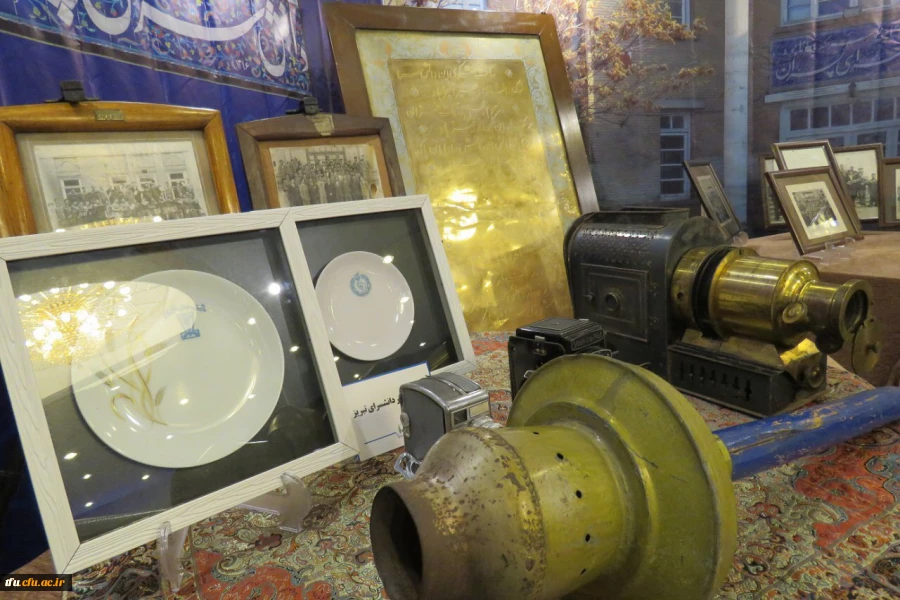 در مراسم نکوداشت یکصدمین سال تاسیس تربیت معلم به وقوع پیوست:

استقبال از غرفه دانشگاه فرهنگیان آذربایجان شرقی 13