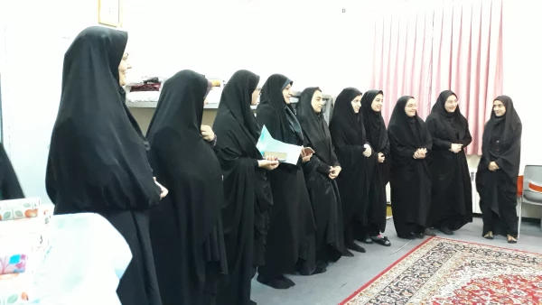 بازدید مدیریت امور پردیس های استان  از سراهای دانشجویی و تقدیر از دانشجویان نمونه و سرپرستان 4