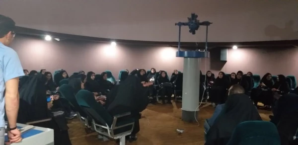 به همت واحد فرهنگی برگزار شد:

بازدید از رصدخانه دانشگاه تبریز 4