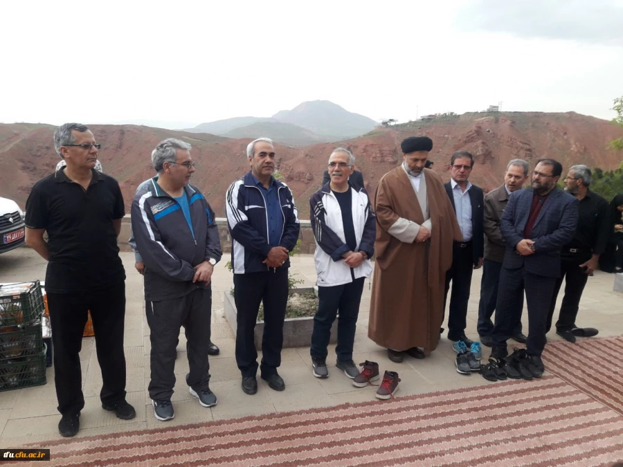 به همت واحد فرهنگی پردیس برگزار شد:

ضیافت سفره افطاری در زیارتگاه عوم بن علی 2