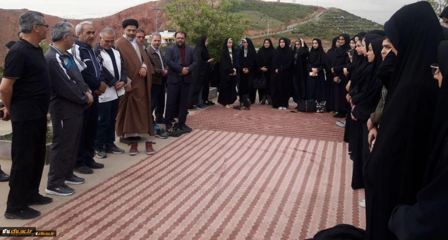 به همت واحد فرهنگی پردیس برگزار شد:

ضیافت سفره افطاری در زیارتگاه کوه عوم بن علی 5