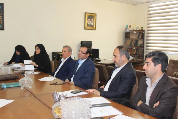 به همت واحد آموزش برگزار شد:

جلسه کمیته امتحانات 3