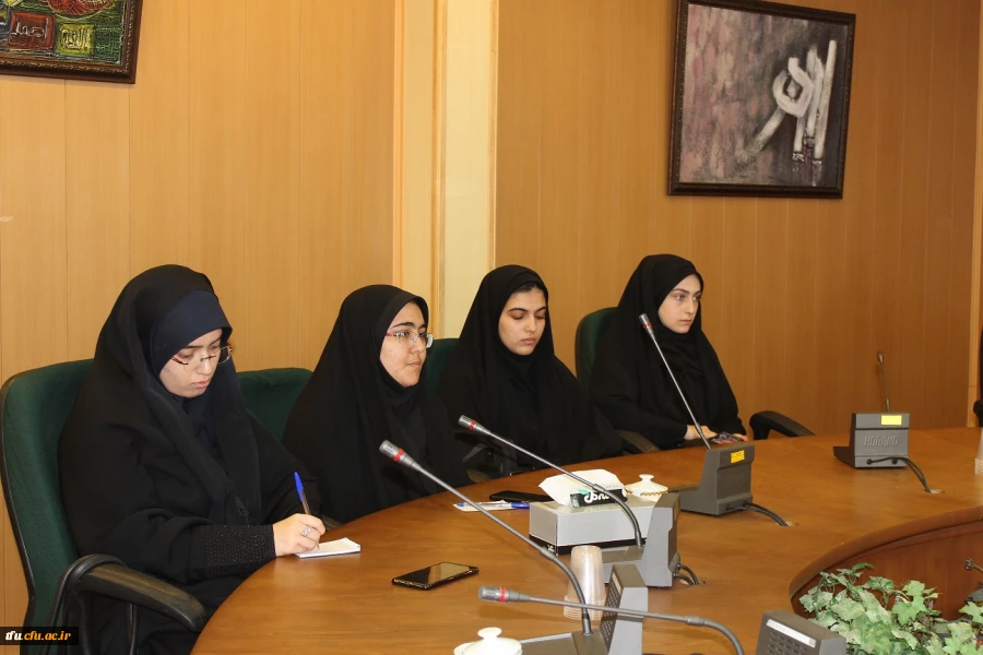 باحضور مدیر امور پردیس های استان برگزار شد:

جلسه با اعضای شورای بسیج دانشجویی پردیس فاطمه الزهرا(س) 3
