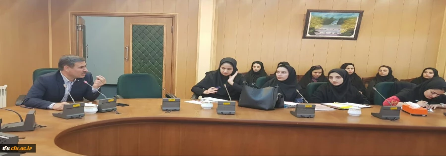 به همت واحد فرهنگی برگزار شد:

کارگاه مقاله نویسی ریاضی 2