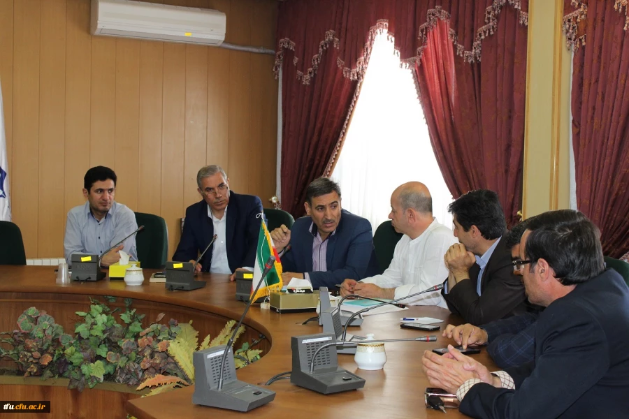 به همت واحد پژوهش برگزار شد:

جلسه کمیته پژوهشی خرداد ماه پردیس فاطمه الزهرا(س) 2