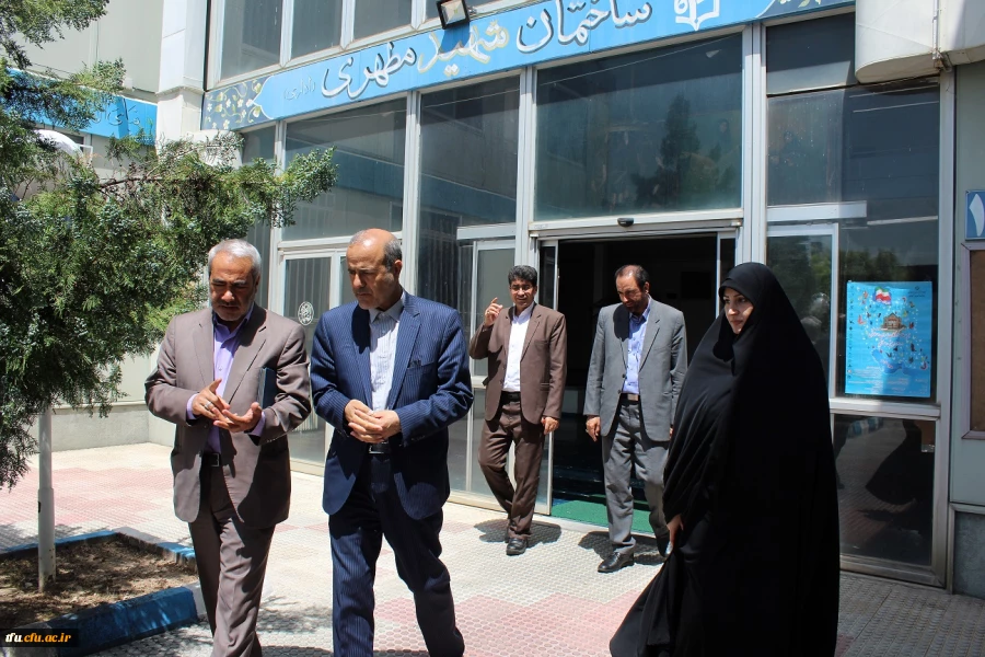 بازدید دکتر میرحمایت میرزاده سخنگوی کمیسیون آموزش دانشگاه فرهنگیان از پردیس فاطمه الزهرا(س) 4