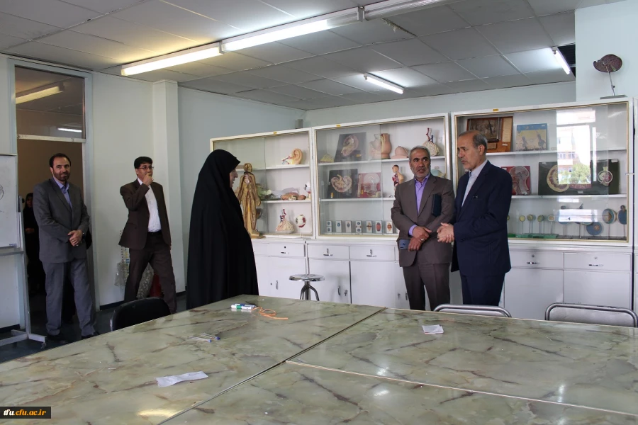 بازدید دکتر میرحمایت میرزاده سخنگوی کمیسیون آموزش دانشگاه فرهنگیان از پردیس فاطمه الزهرا(س) 6