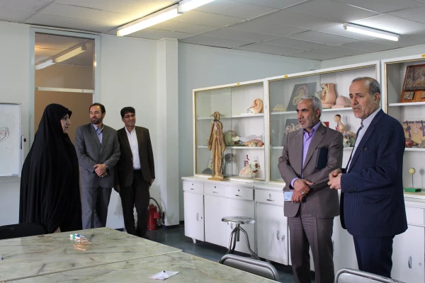 بازدید دکتر میرحمایت میرزاده سخنگوی کمیسیون آموزش دانشگاه فرهنگیان از پردیس فاطمه الزهرا(س) 7