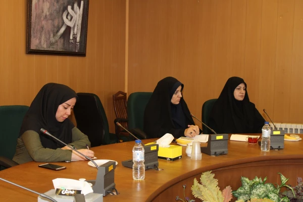 به میزبانی پردیس فاطمه الزهرا(س) برگزار شد:

جلسه اداره نظازت و ارزیابی مدیریت امور پردیس های استان آذربایجان شرقی 3