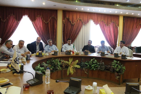 به میزبانی پردیس فاطمه الزهرا(س) برگزار شد:

جلسه اداره نظازت و ارزیابی مدیریت امور پردیس های استان آذربایجان شرقی 4