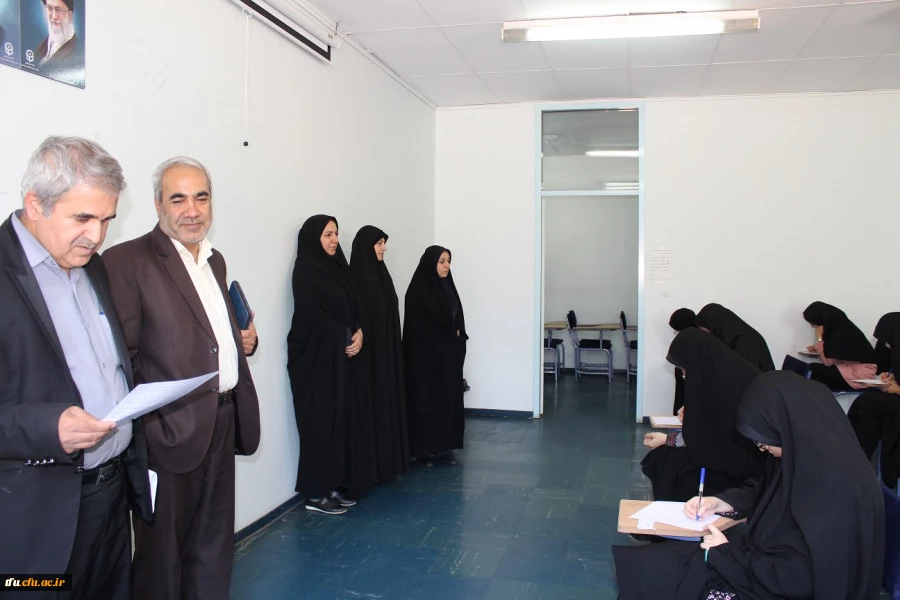 در محل برگزاری امتحانات نیسمال دوم تحصیلی 98-97 پردیس فاطمه الزهرا(س) انجام شد:

بازدید آقای دکتر رحیمی، مدیر نیازسنجی و تولید محتوای آموزش های کوتاه مدت و مجازی دانشگاه فرهنگیان به همراه مدیر امور پردیس های استان آقای دکتر خدیوی 8