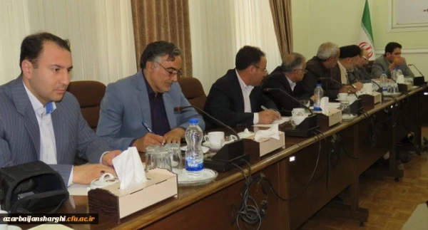 به ریاست استاندار آذربایجان شرقی و با حضور معاون آموزشی و تحصیلات تکمیلی دانشگاه فرهنگیان برگزار شد:

جلسه هیات امنای دانشگاه فرهنگیان آذربایجان شرقی 3