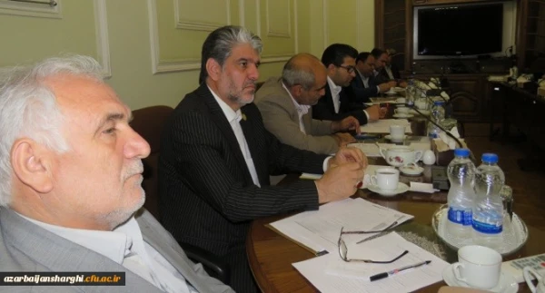 به ریاست استاندار آذربایجان شرقی و با حضور معاون آموزشی و تحصیلات تکمیلی دانشگاه فرهنگیان برگزار شد:

جلسه هیات امنای دانشگاه فرهنگیان آذربایجان شرقی 4