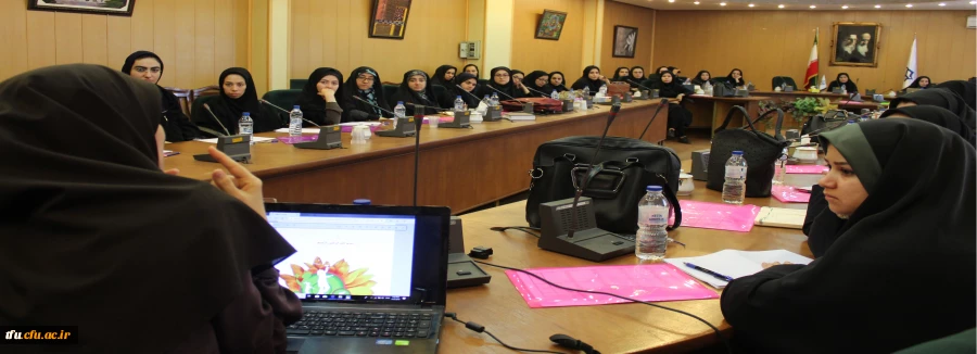 به همت واحد پژوهش برگزار شد:

برگزاری اولین کارگاه آموزشی "منشور دانستنی‎های ابتدایی" 4