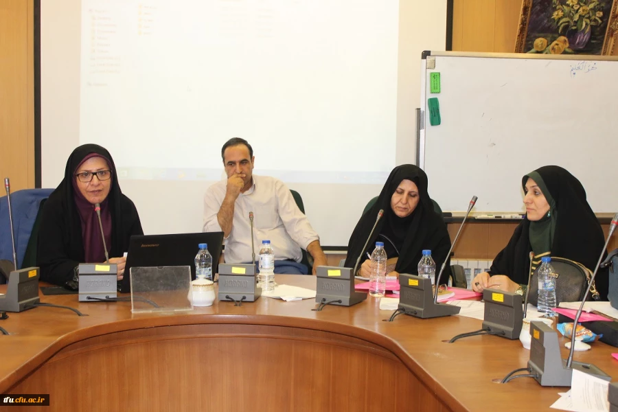 به همت واحد پژوهش برگزار شد:

برگزاری اولین کارگاه آموزشی "منشور دانستنی‎های ابتدایی" 9