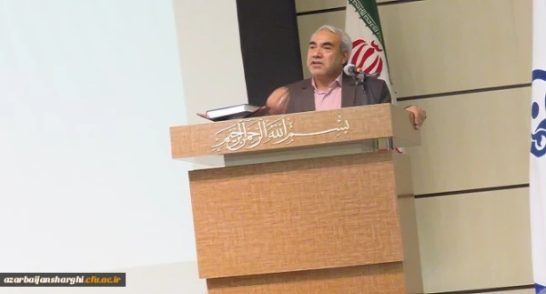 با حضور خانواده دانشجویان و شرکت جمعی ازاستادان و کارکنان برگزار شد:

جشن دانش آموختگی دانشجو معلمان ورودی94 دانشگاه فرهنگیان آذربایجان شرقی 4