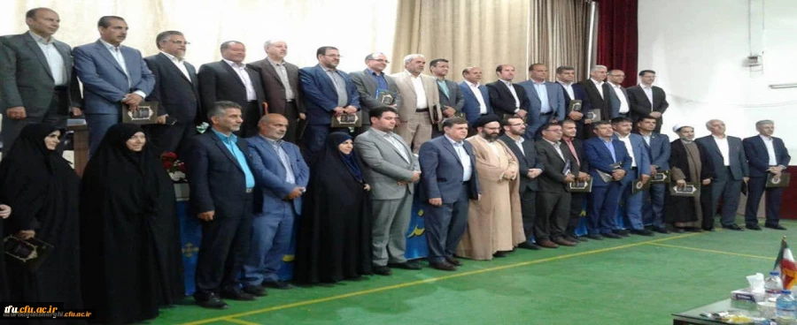 در اجلاس مدیران و روسای پردیس ها و مراکز دانشگاه فرهنگیان سراسر کشور صورت گرفت:

تجلیل از مدیریت دانشگاه فرهنگیان آذربایجان شرقی به عنوان استان حائز رتبه نخست 2