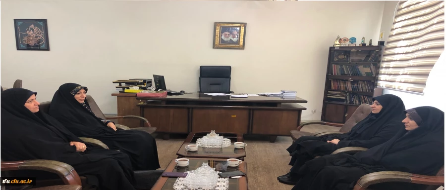 نشست صمیمی با مدیر کل امور بانوان و خانواده استانداری آذربایجان شرقی خانم دکتر صادقی زاده 2