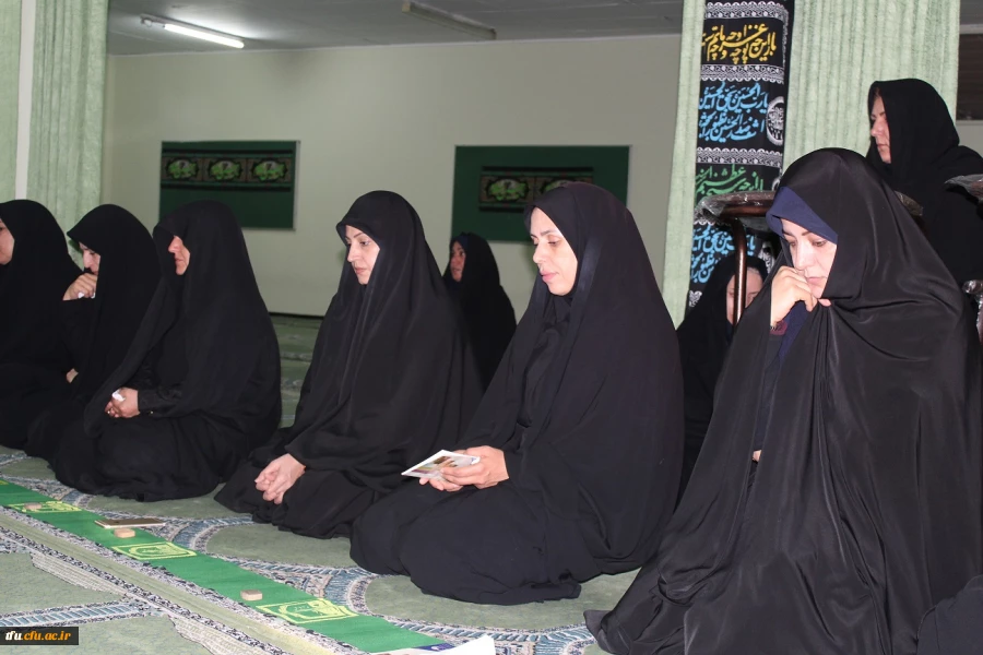 برگزاری مراسم زیارت عاشورا در نمازخانه پردیس فاطمه الزهرا(س) تبریز 2