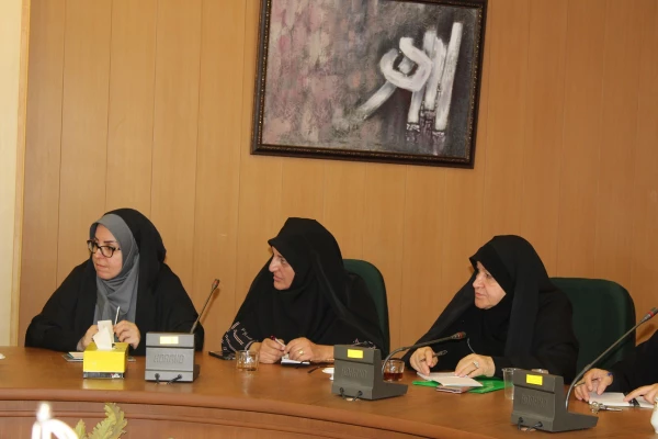 جلسه کمیته فرهنگی شهریور ماه پردیس فاطمه الزهرا(س)  3