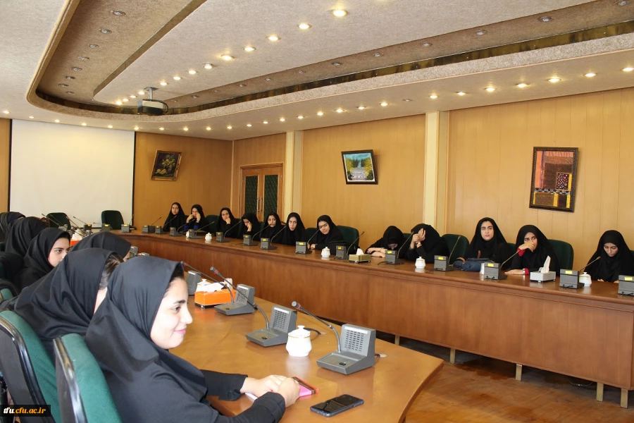 نشست صمیمی سرپرست پردیس فاطمه الزهرا(س)، با دانشجویان آموزش ابتدایی استثنایی 4