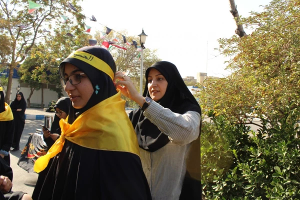 مراسم بدرقه زائران اربعین دانشجویان وکارکنان پردیس فاطمه الزهرا(س) تبریز 2