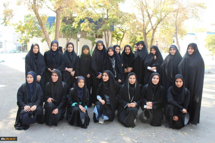 مراسم بدرقه زائران اربعین دانشجویان وکارکنان پردیس فاطمه الزهرا(س) تبریز 8