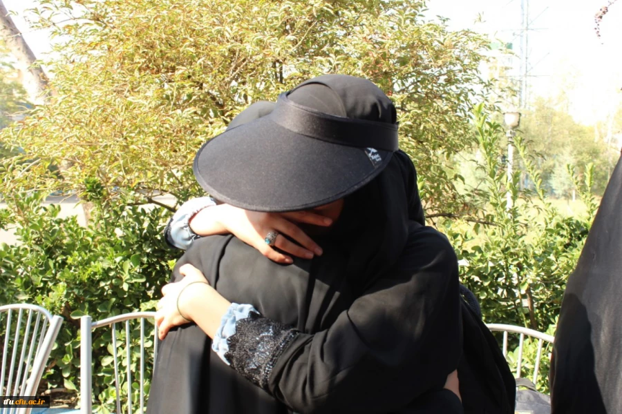 مراسم بدرقه زائران اربعین دانشجویان وکارکنان پردیس فاطمه الزهرا(س) تبریز 11