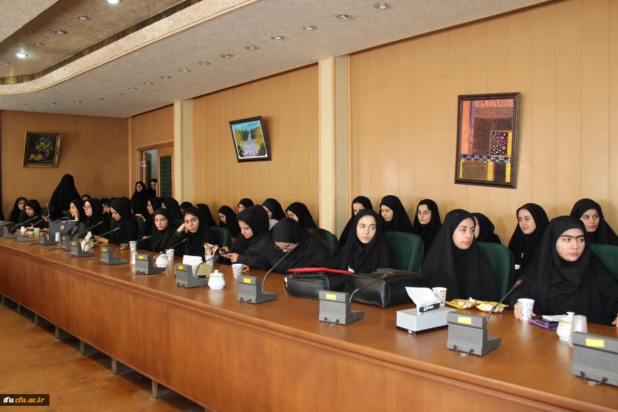 نشست تخصصی با موضوع آثار تربیتی پیاده روی اربعین 7