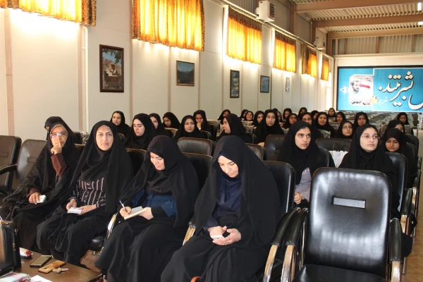 کارگاه آموزشی آسیب ها  تهدیدات فضای مجازی 5