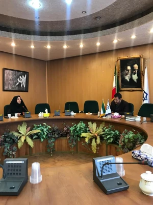 کرسی آزاد اندیشی(فرشته نجات یا شیطان بزرگ)بامحوریت استکبارستیزی 2