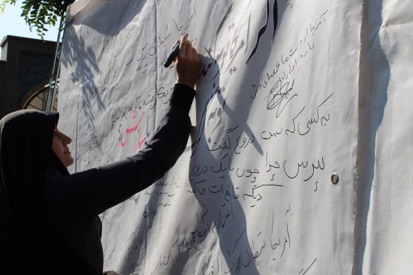 حضور پرشور اساتید، کارکنان و دانشجومعلمان پردیس فاطمه الزهرا(س) تبریز در راهپیمایی ۱۳ آبان
 3