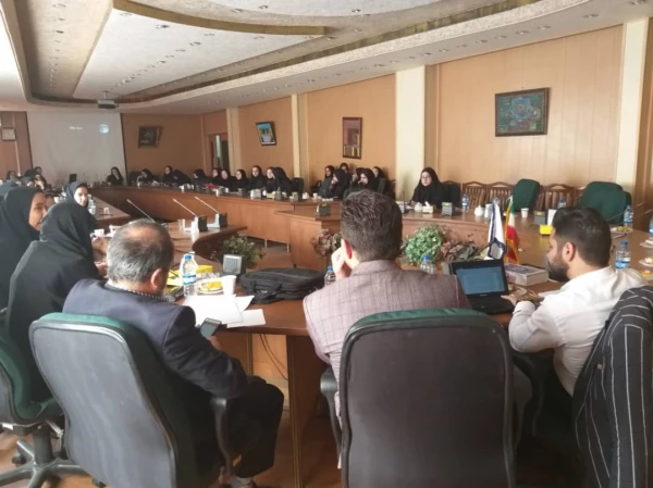 دومین جلسه از سلسله نشست های سربه هوایان

 3