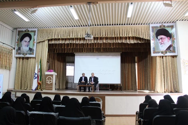 جلسه توجیهی هسته گزینش اداره کل آموزش پرورش با دانشجو معلمان ورودی 98
 2