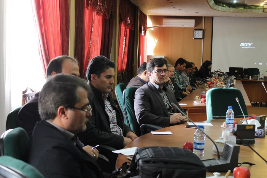 دومین جلسه شورای اداری سال تحصیلی 99-98 پردیس فاطمه الزهرا(س) تبریز برگزار شد 5