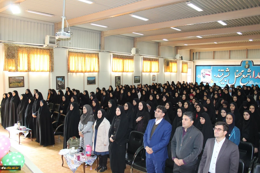 نشست توجیهی با دانشجویان جدیدالورود سال 98 4