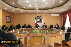 نشست صمیمیانه دانشجویان با مسئولین 4